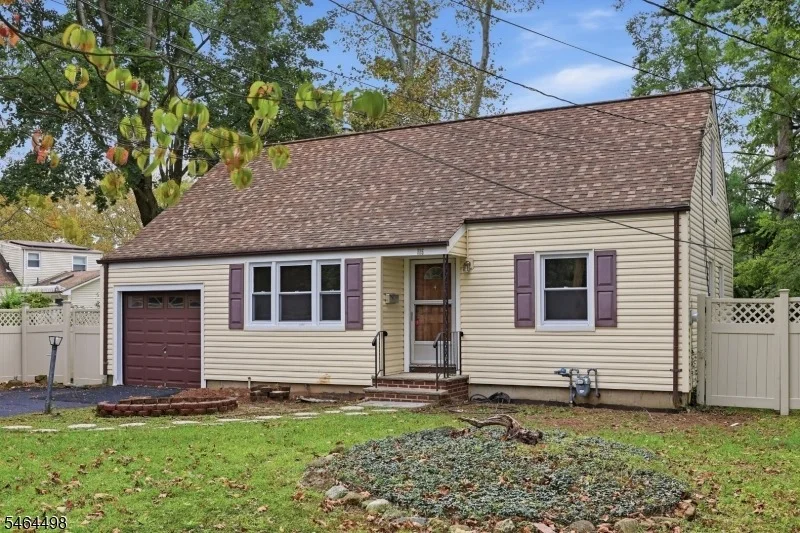 Photo of 115 Parkside Rd