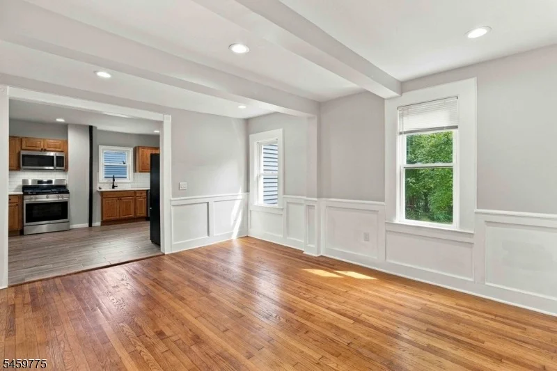 Photo of 13 Malcolm St
