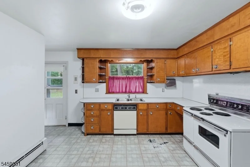 Photo of 23 Glendale Dr