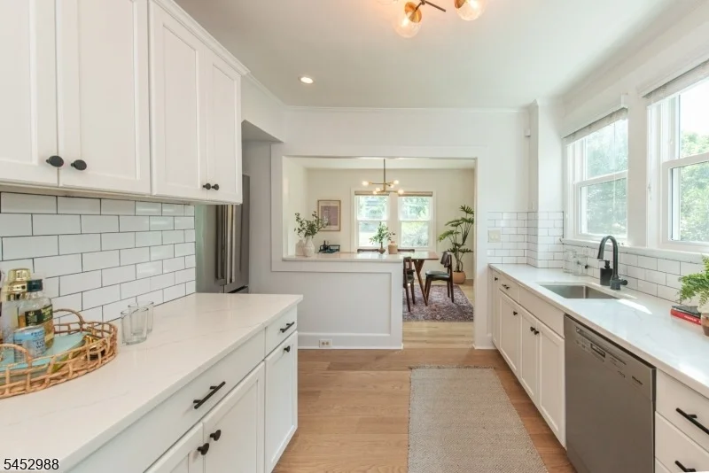 Photo of 22 Euclid Pl