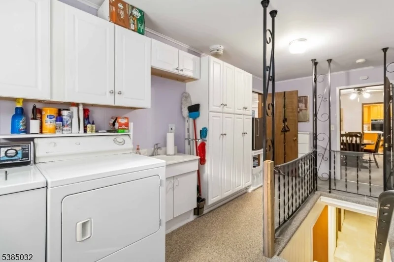 Photo of 6 Seabert Ln