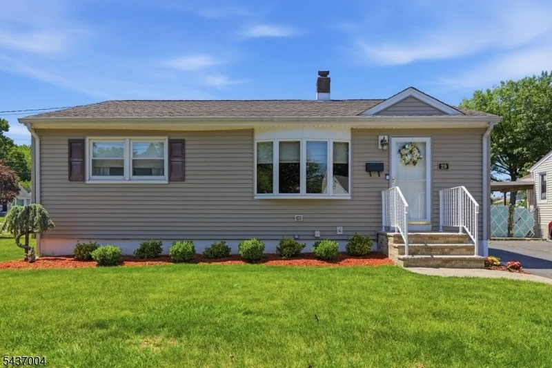Photo of 29 Corsi Rd