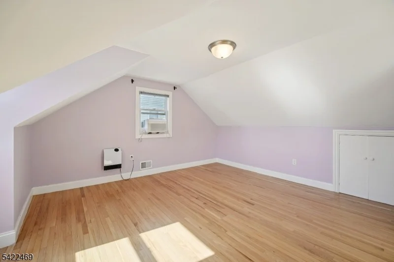Photo of 59 Oakwood Dr