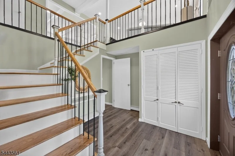 Photo of 14 Meadow Ln