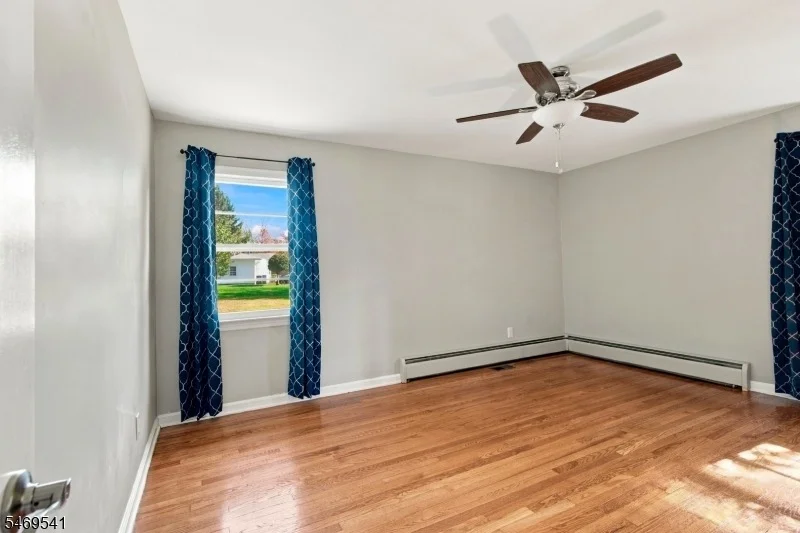 Photo of 3 Meadow Brook Rd