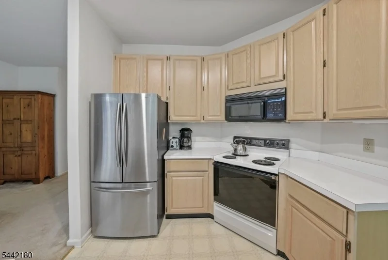 Photo of 18 Pheasant Brook Court