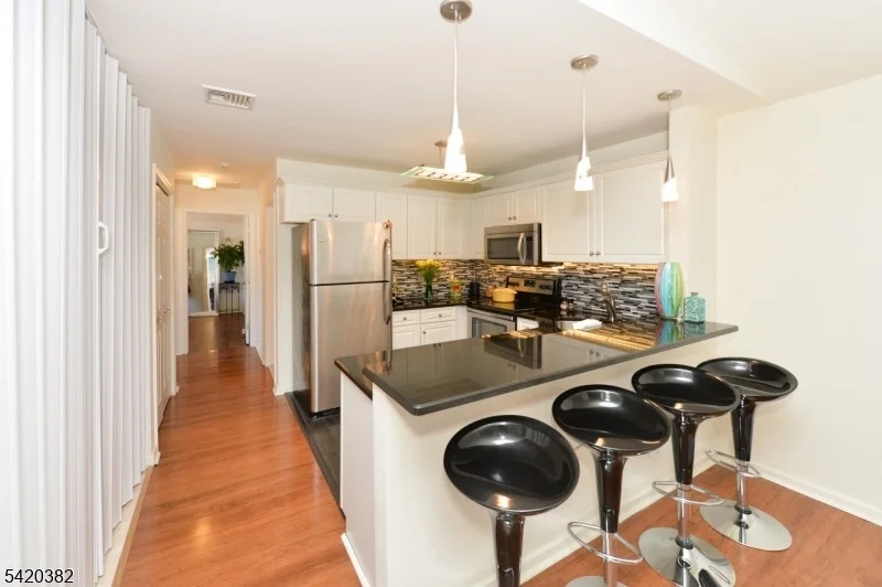 Photo of 20 Parkside Ct