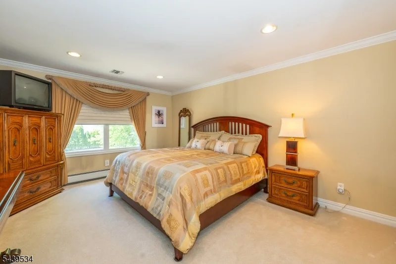 Photo of 9 Ralph Dr