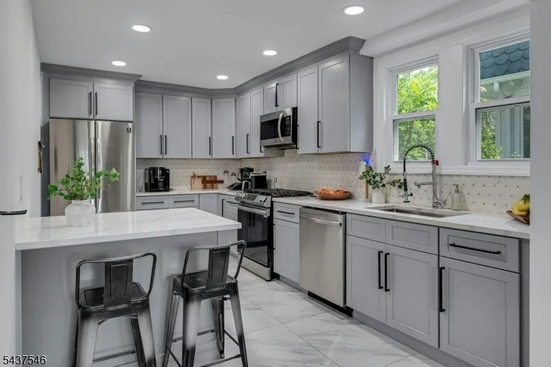 Photo of 34 Cloverhill Pl