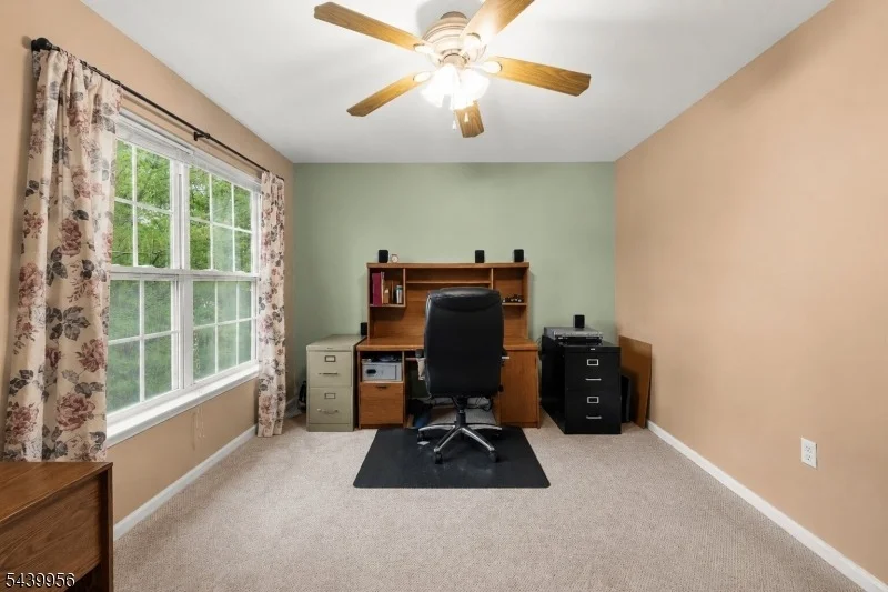 Photo of 252 Moonlight Dr