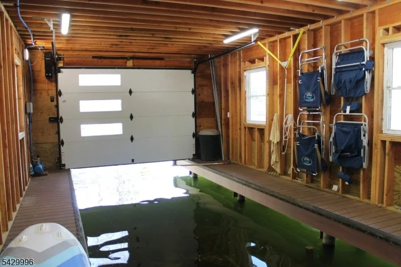 Photo of 9 Cox Ln