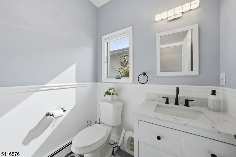 Photo of 270 Baldwin Ave