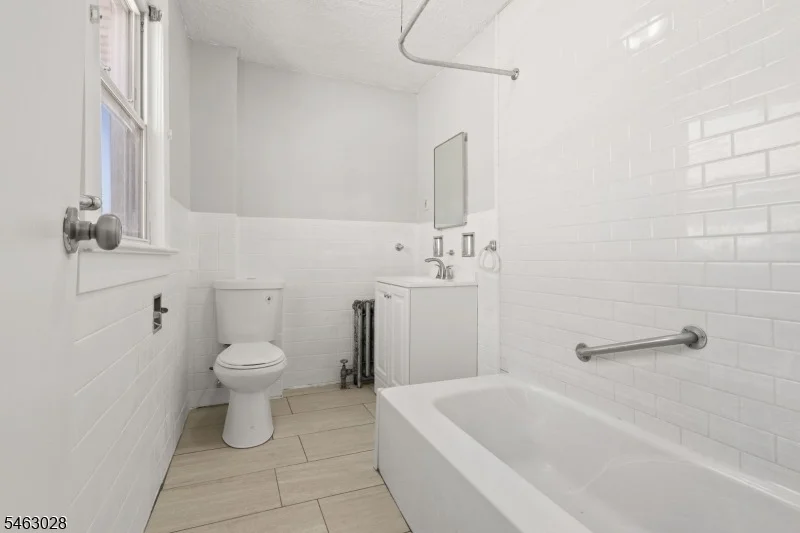 Photo of 83 May St