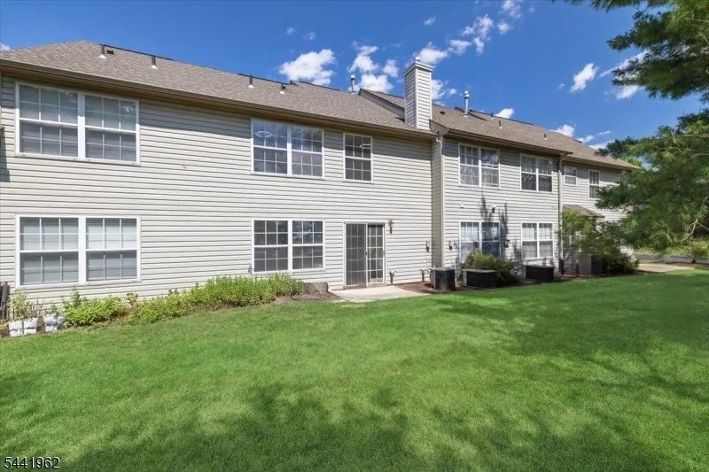 Photo of 286 Nebula Rd