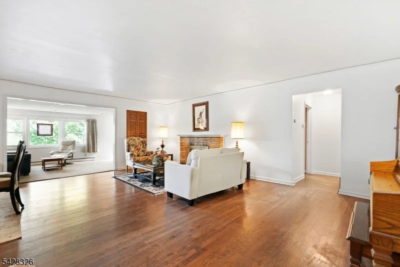 Photo of 26 Devon Dr