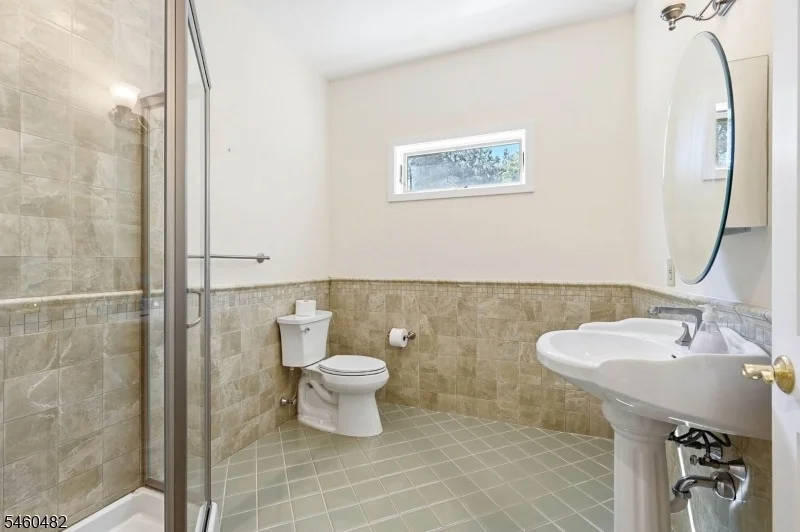 Photo of 212 Long Pond Rd