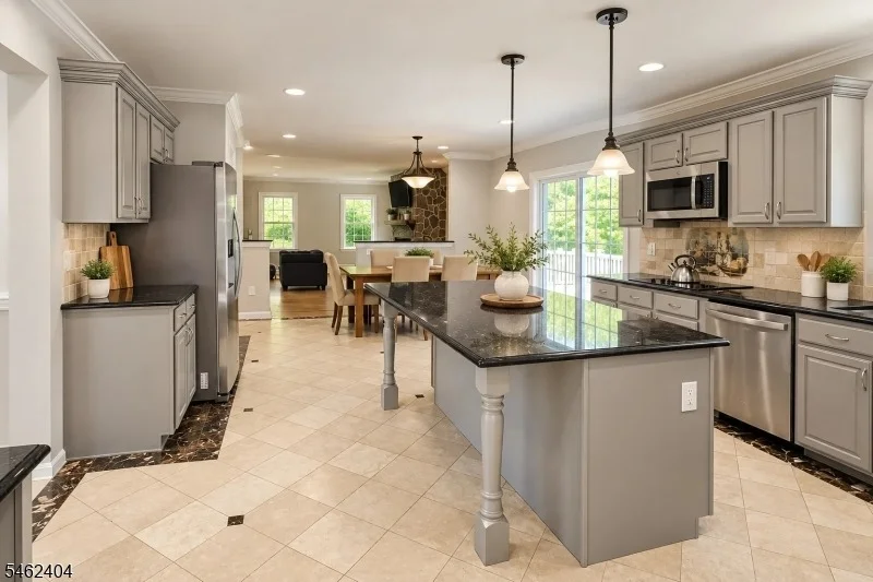 Photo of 14 Hidden Valley Dr