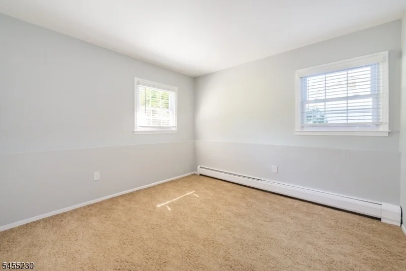 Photo of 14 Winding Way