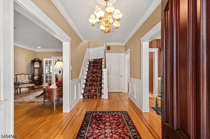 Photo of 252 Springfield Ave