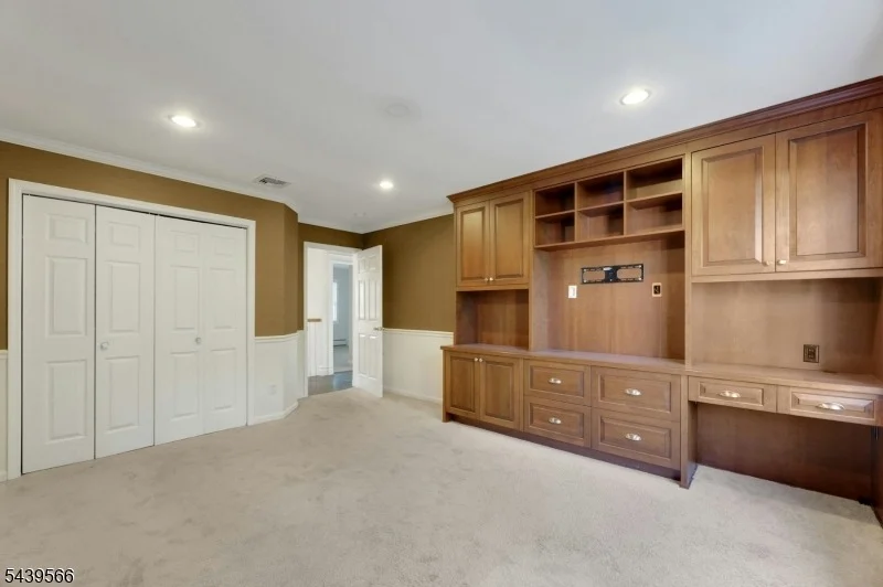 Photo of 28 Serrell Dr