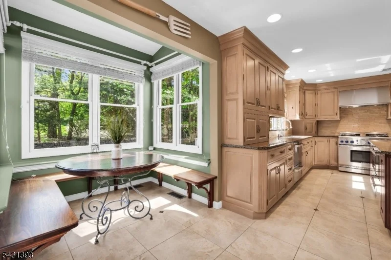 Photo of 70 Forest Hills Way