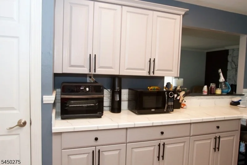 Photo of 319 Spruce Dr