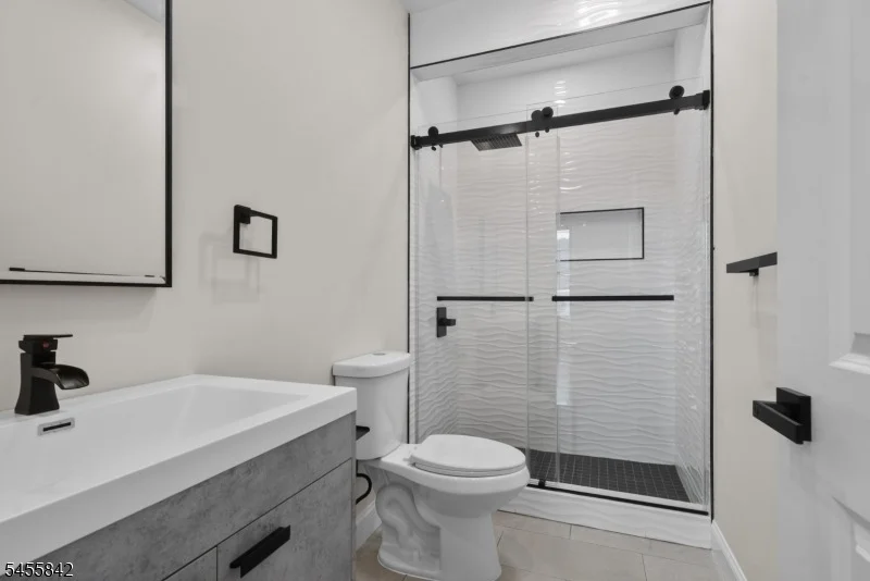 Photo of 41 Lefke Ln