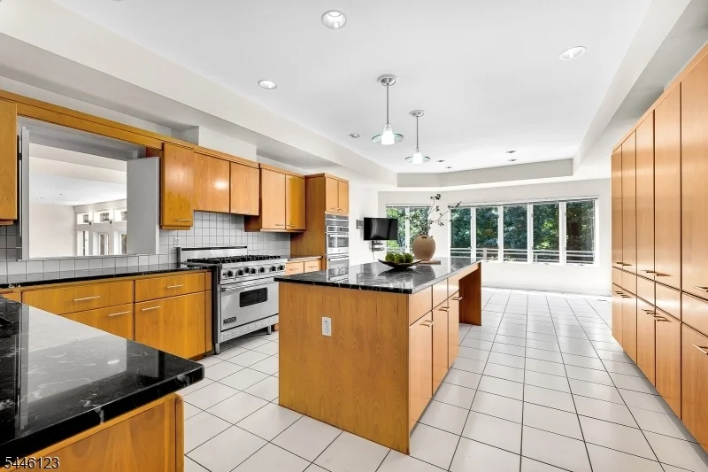 Photo of 30 Ellsworth Dr