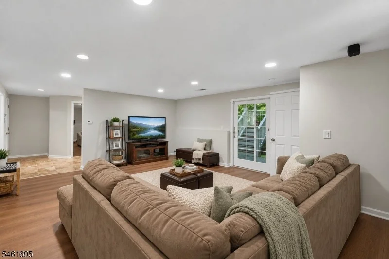 Photo of 302 Woods End Rd
