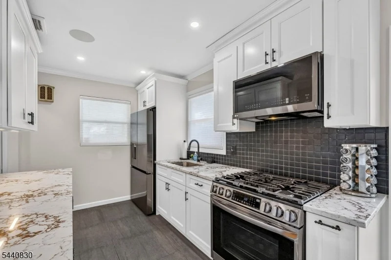 Photo of 42 Donnalin Pl