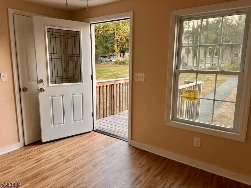 Photo of 7 River Rd