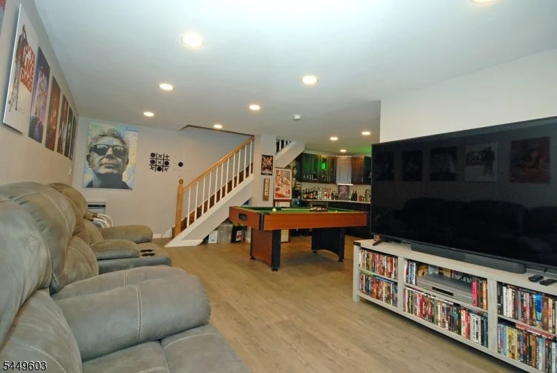 Photo of 18 Tamarack Rd