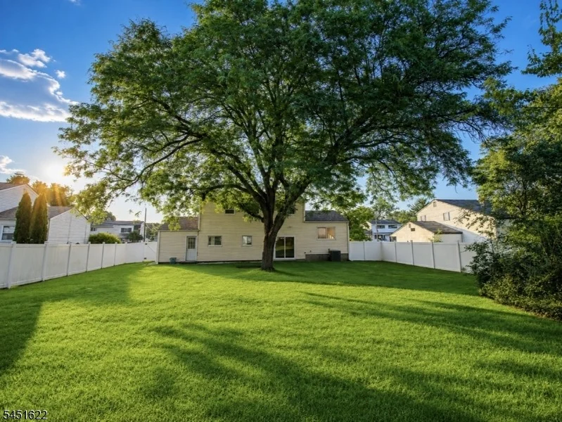 Photo of 13 Patton Dr