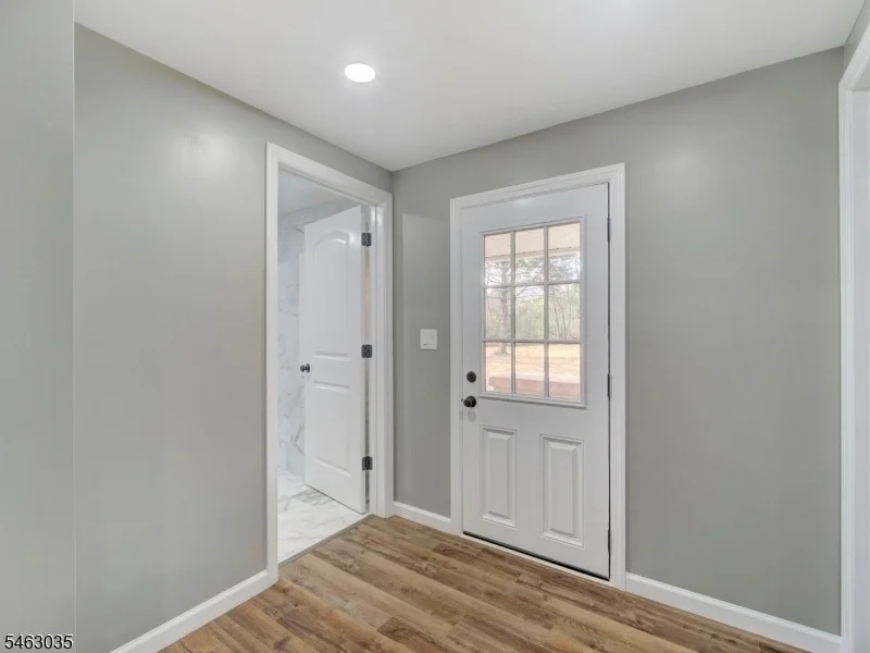 Photo of 17 Lock St