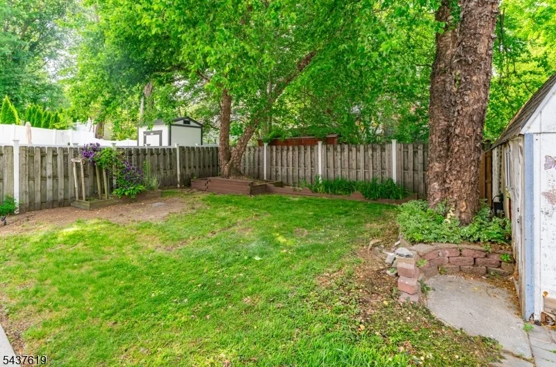 Photo of 135 Kenzel Ave