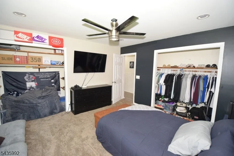 Photo of 567 Foothill Rd