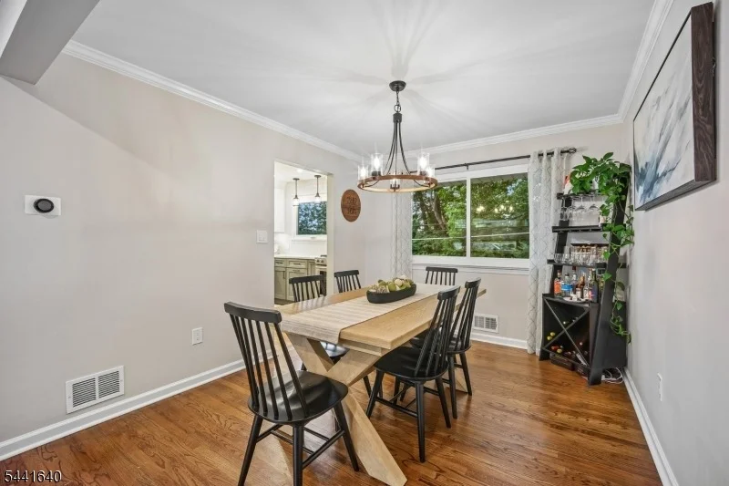 Photo of 23 Andover Pl