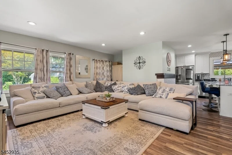 Photo of 175 Long Pond Rd