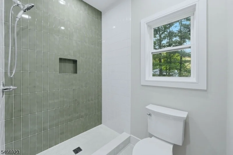 Photo of 37 Maple Ave
