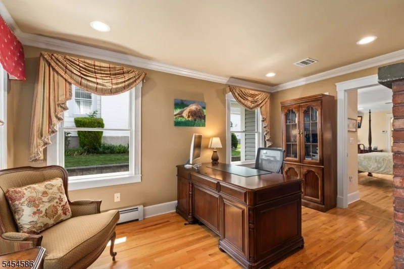 Photo of 252 Springfield Ave