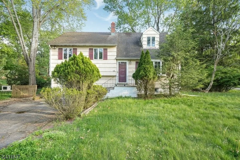 Photo of 111 Deerfield Rd