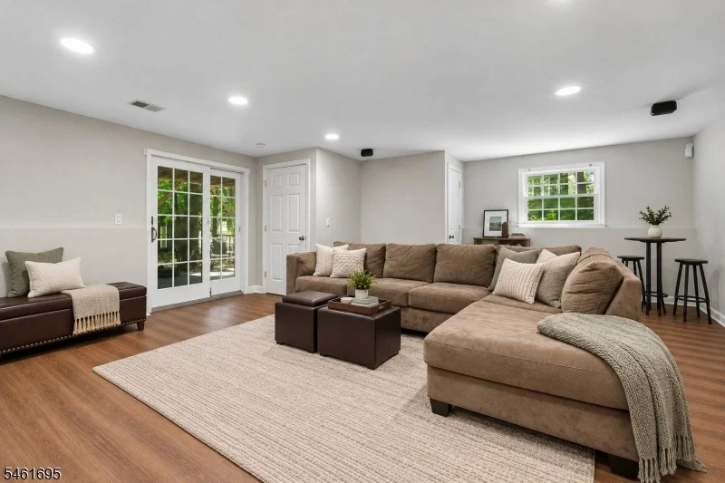 Photo of 302 Woods End Rd