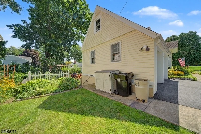 Photo of 98 Wiltop Rd