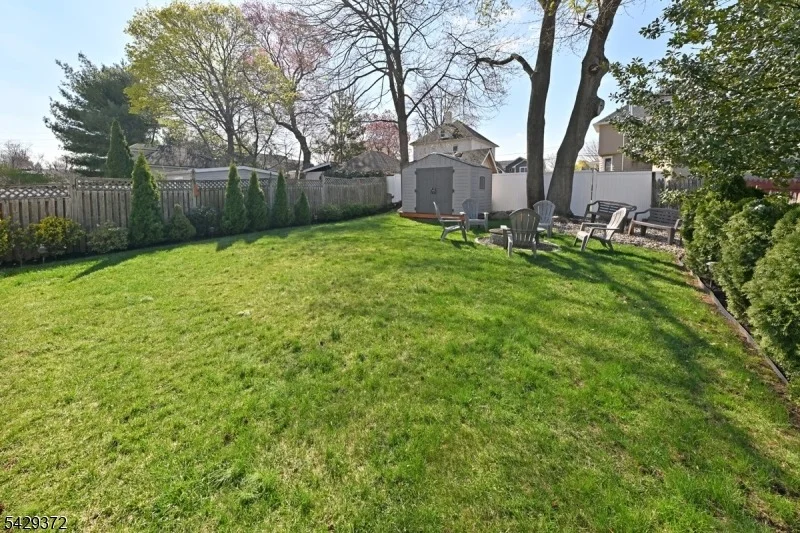 Photo of 39 Niagara St