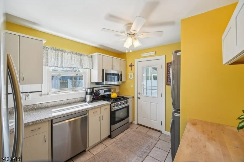 Photo of 23 Smith Ave