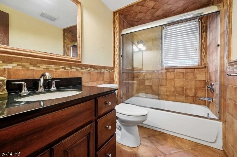 Photo of 1 Winchester Dr