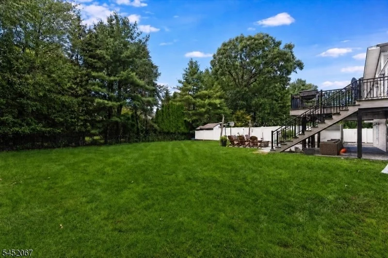 Photo of 23 Douglas Dr