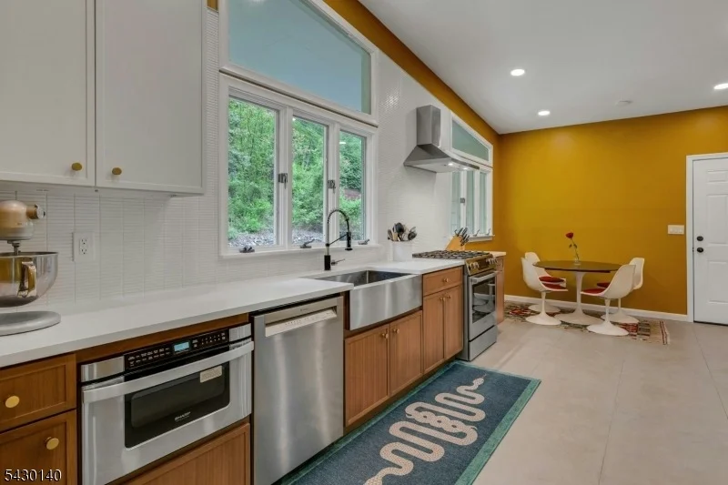 Photo of 29 Skyline Dr