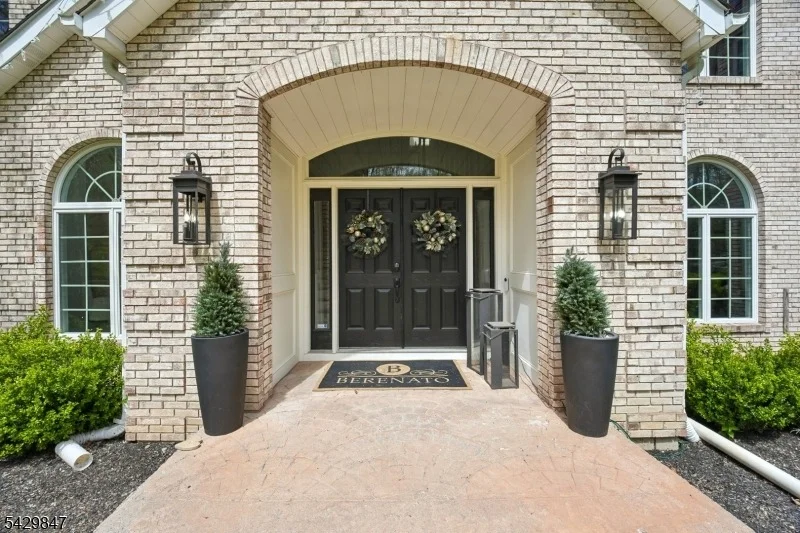 Photo of 9 Natale Dr