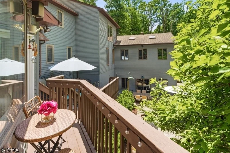 Photo of 25 Timber Ln